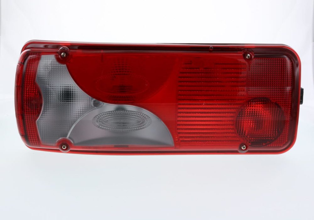 Vignal 155450 LC8 LH REAR COMBINATION Light (Smoked) with SM & NPL (Side HDSCS) 12/24V // IVECO