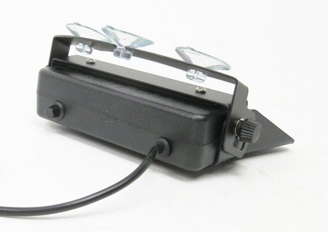 Redtronic FX304AC FX Dash Mount (Cigarette Plug) AMBER 4-LED Directional Warning Module R65 12/24V